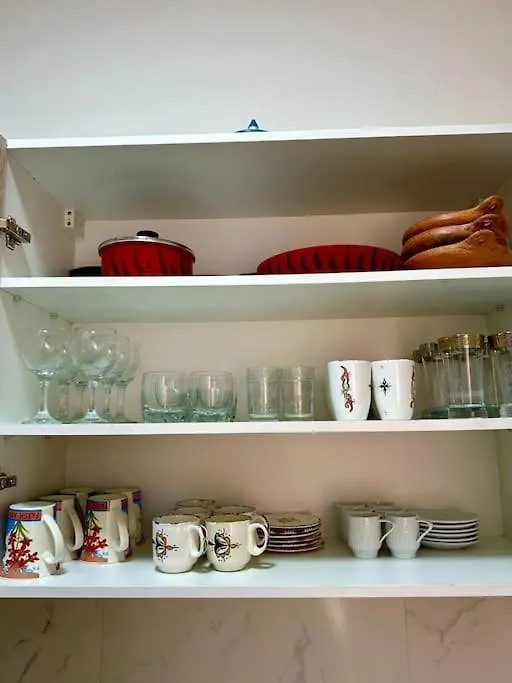 Quiet Two Bedroom Apartment 5 Min From The Airport 마라케시